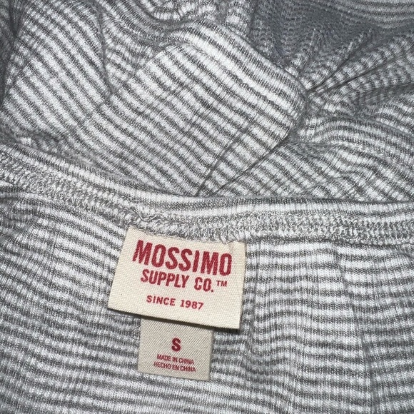 Mossimo Supply striped summer beach romper - Picture 4 of 5